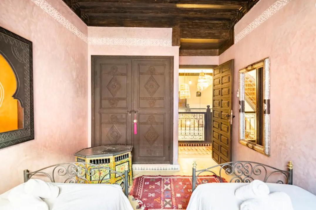 مراكش Chez L'Amazigh Riad المظهر الخارجي الصورة